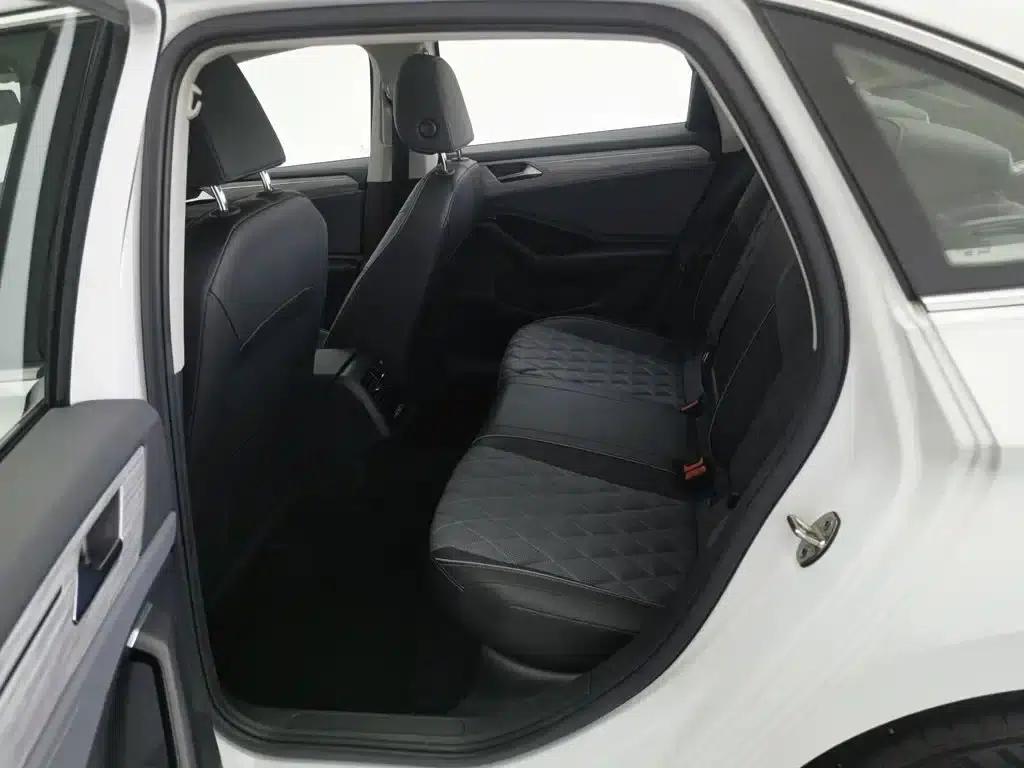 2023 Volkswagen Sagitar 300TSI DSG Super Edition — миниатюра 15