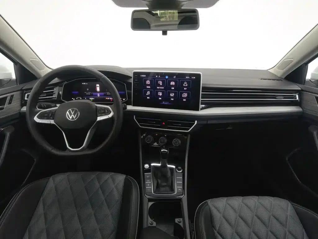 2023 Volkswagen Sagitar 300TSI DSG Super Edition — миниатюра 5