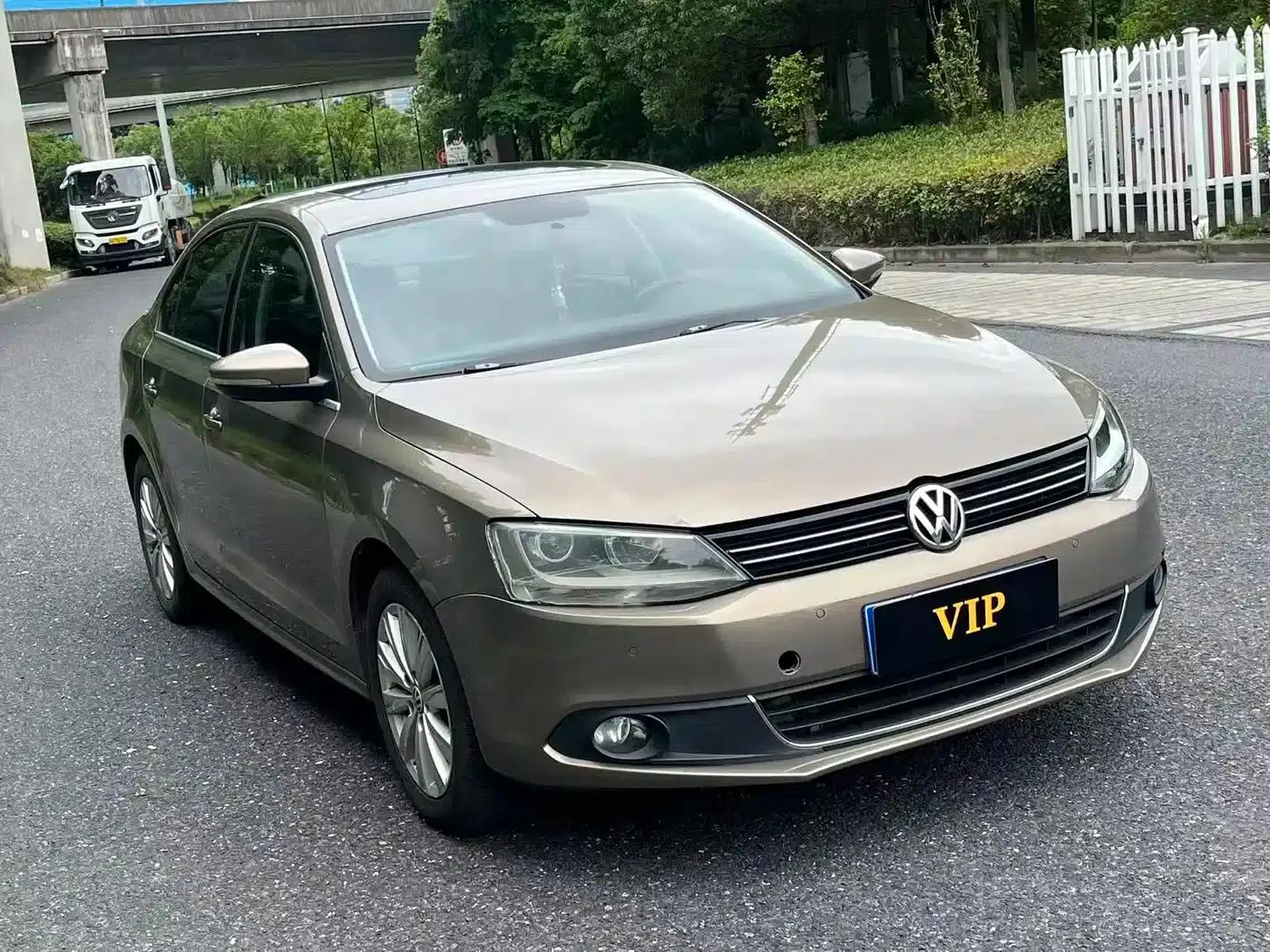 2014 Volkswagen Sagitar Facelift 1.4TSI Automatic Luxury — миниатюра 3