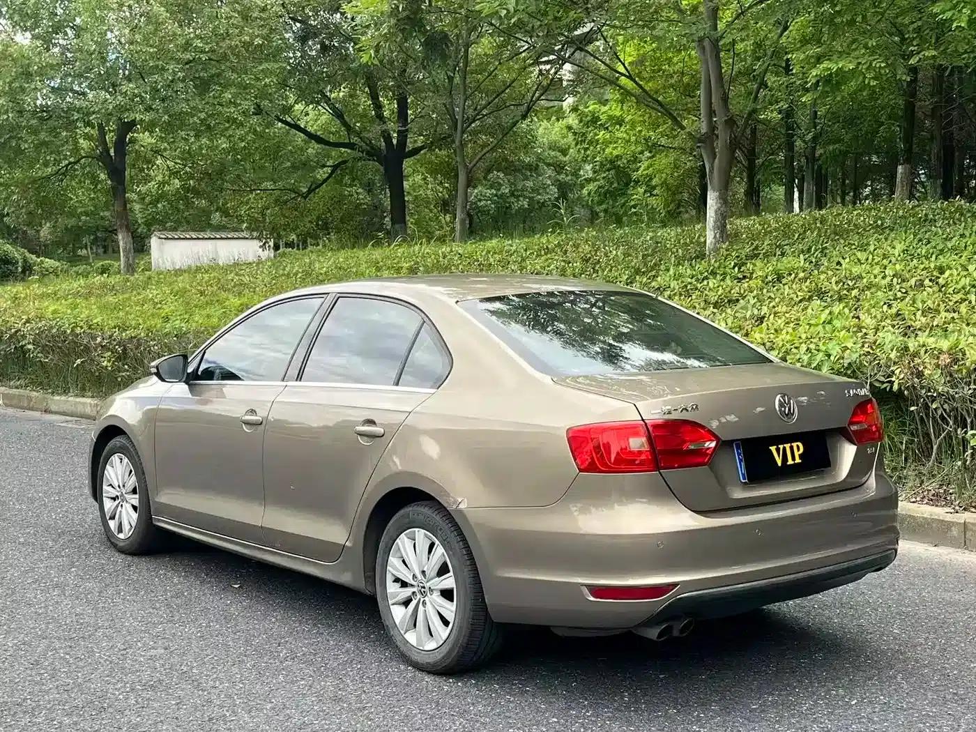 2014 Volkswagen Sagitar Facelift 1.4TSI Automatic Luxury — миниатюра 5
