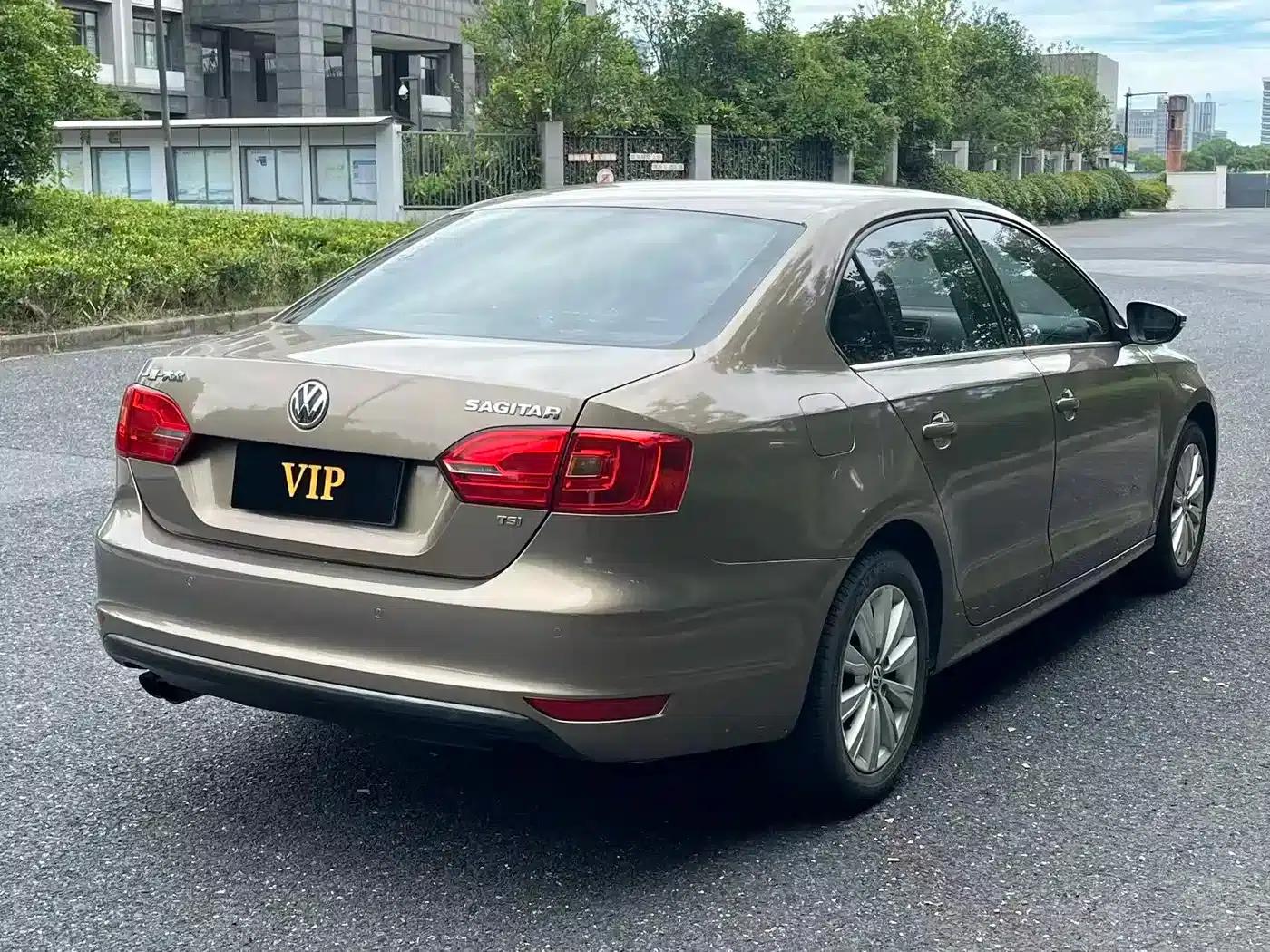 2014 Volkswagen Sagitar Facelift 1.4TSI Automatic Luxury — миниатюра 7