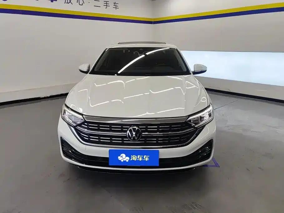 2023 Volkswagen Sagitar 200TSI DSG Super Edition — миниатюра 2