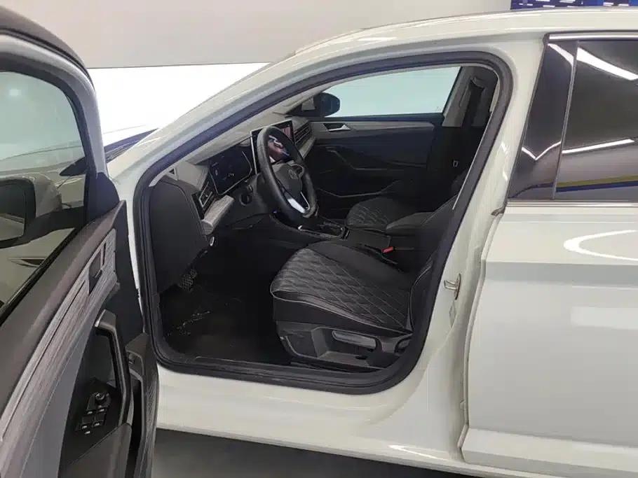 2023 Volkswagen Sagitar 200TSI DSG Super Edition — миниатюра 9