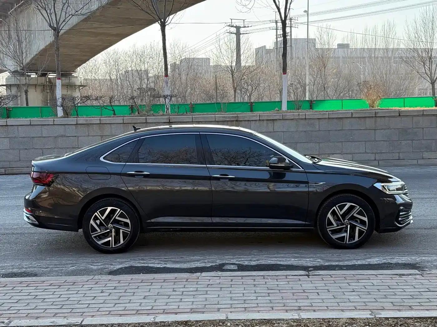 2023 Volkswagen Sagitar 280TSI DSG Beyond Plus Edition — миниатюра 5