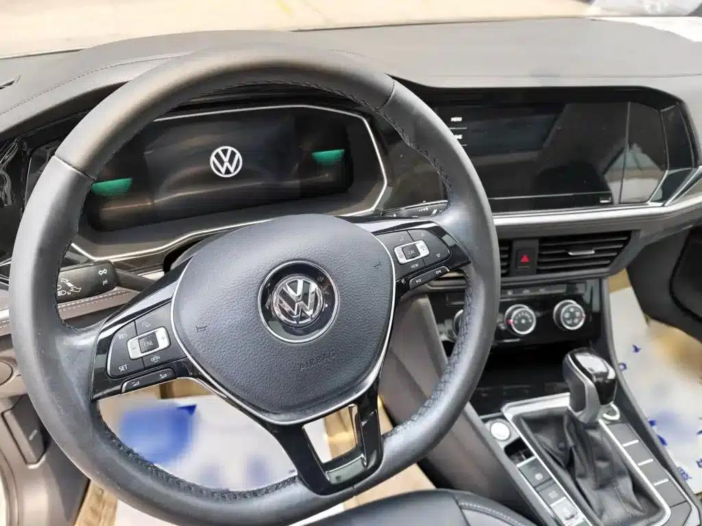 2021 Volkswagen Sagitar 200TSI DSG Comfort Smart Edition — миниатюра 4