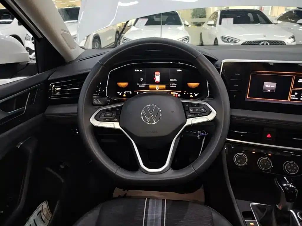 2024 Volkswagen Sagitar 200TSI DSG Flying Edition — миниатюра 11