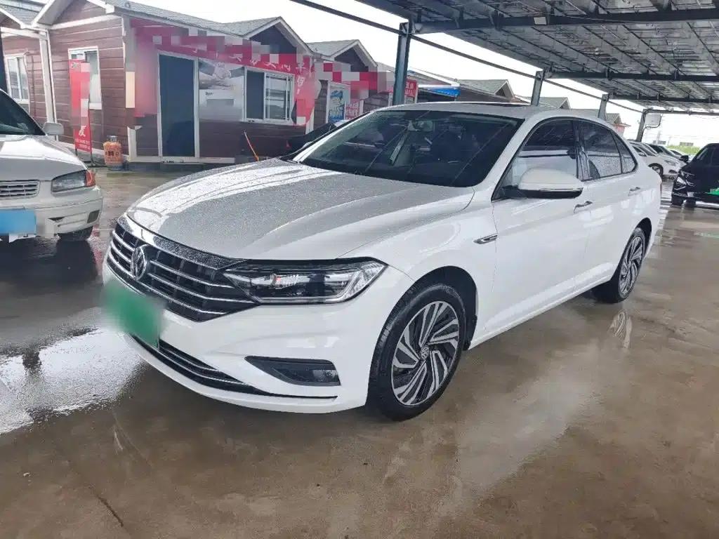 2021 Volkswagen Sagitar 200TSI DSG Super Edition — миниатюра 1