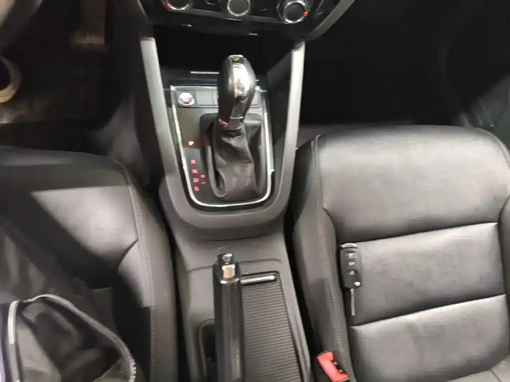 2018 Volkswagen Sagitar 1.6L Automatic Comfort Model — миниатюра 14