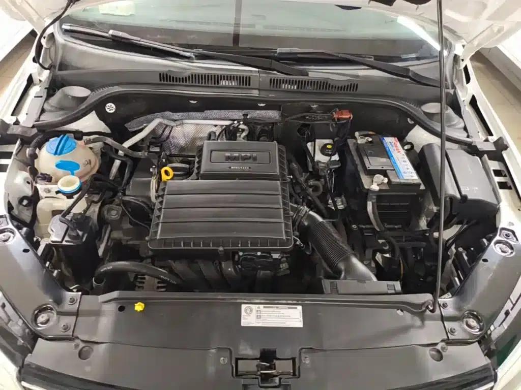 2018 Volkswagen Sagitar 1.6L Automatic Comfort Model — миниатюра 20