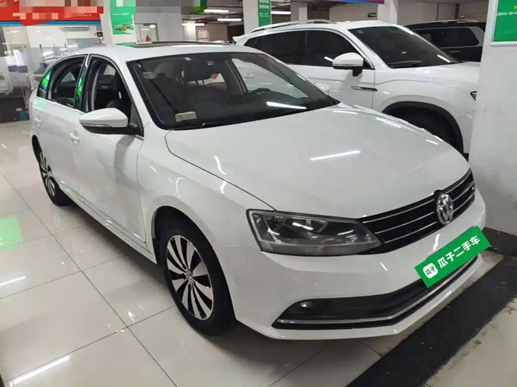 2018 Volkswagen Sagitar 1.6L Automatic Comfort Model — миниатюра 4