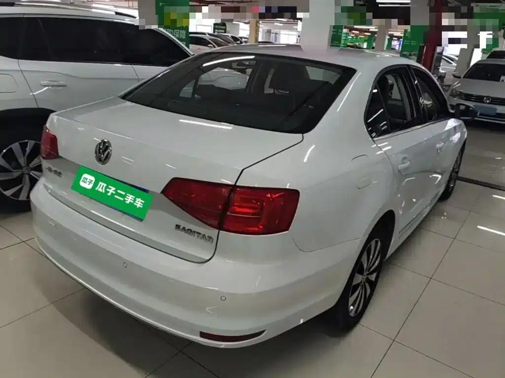 2018 Volkswagen Sagitar 1.6L Automatic Comfort Model — миниатюра 7