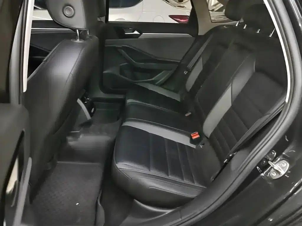 2022 Volkswagen Sagitar 280TSI DSG Flying Edition — миниатюра 17