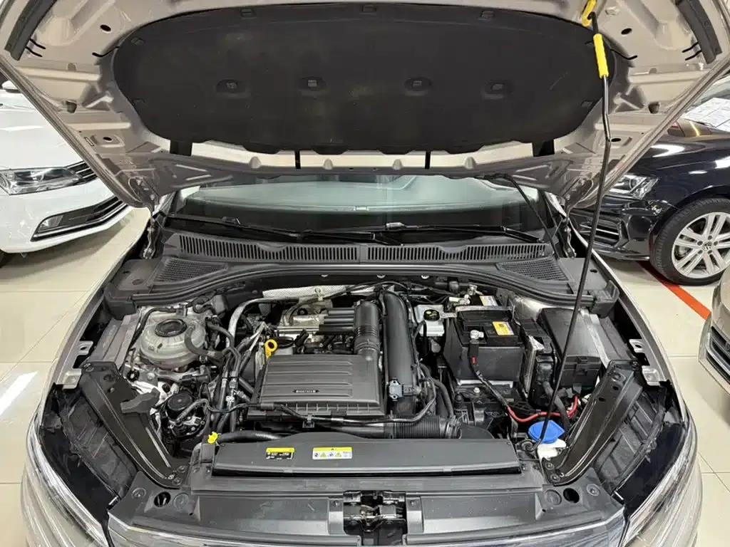 2021 Volkswagen Sagitar 280TSI DSG Super Edition — миниатюра 4