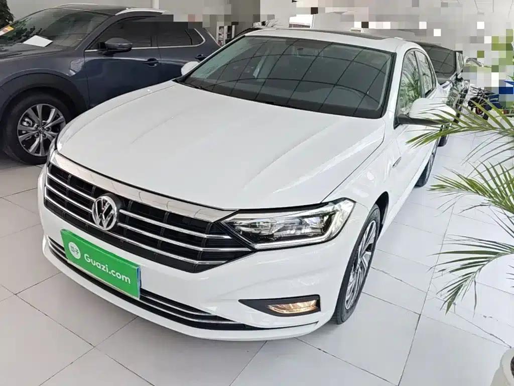 2022 Volkswagen Sagitar 200TSI DSG Flying Edition — миниатюра 1
