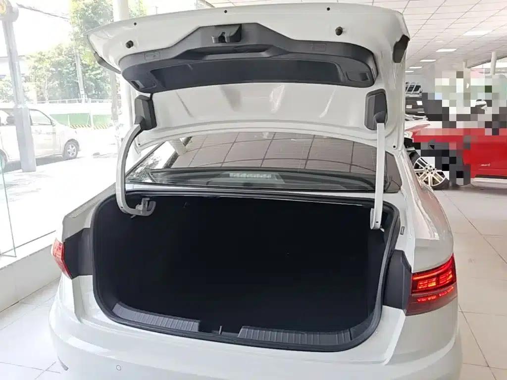 2022 Volkswagen Sagitar 200TSI DSG Flying Edition — миниатюра 19