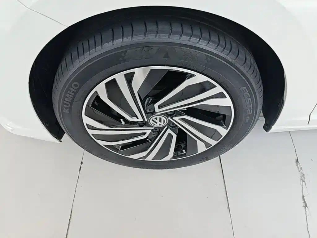 2022 Volkswagen Sagitar 200TSI DSG Flying Edition — миниатюра 23