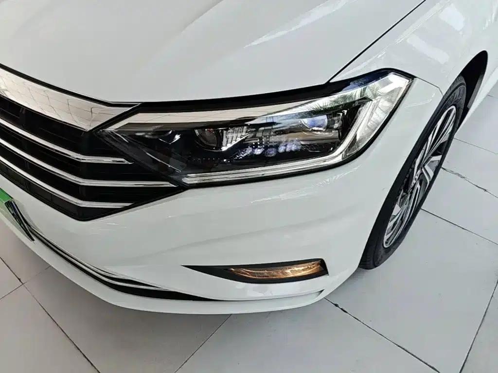 2022 Volkswagen Sagitar 200TSI DSG Flying Edition — миниатюра 24