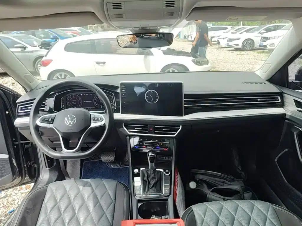 2023 Volkswagen Sagitar 300TSI DSG Excellence Edition — миниатюра 10