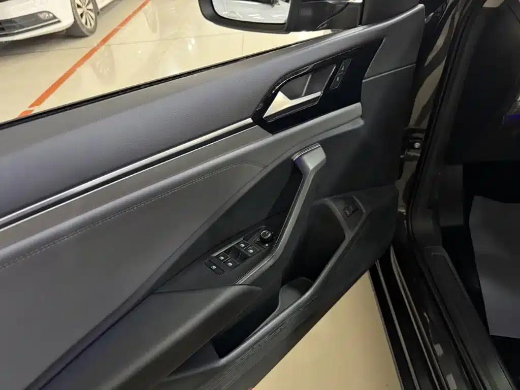2019 Volkswagen Sagitar 280TSI DSG Comfort Model (China VI Emission Standard) — миниатюра 2