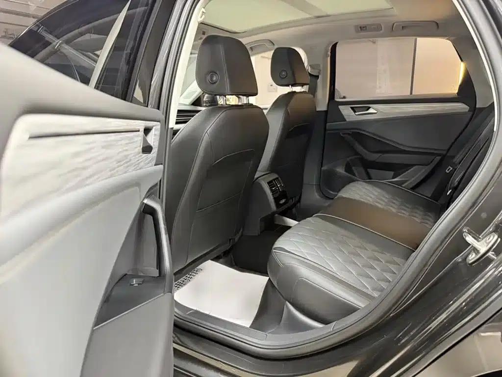 2024 Volkswagen Sagitar 300TSI DSG Super Edition — миниатюра 15