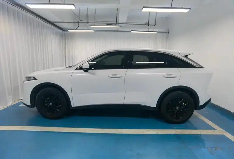 Venucia V2022 260T Idol Edition — миниатюра 4