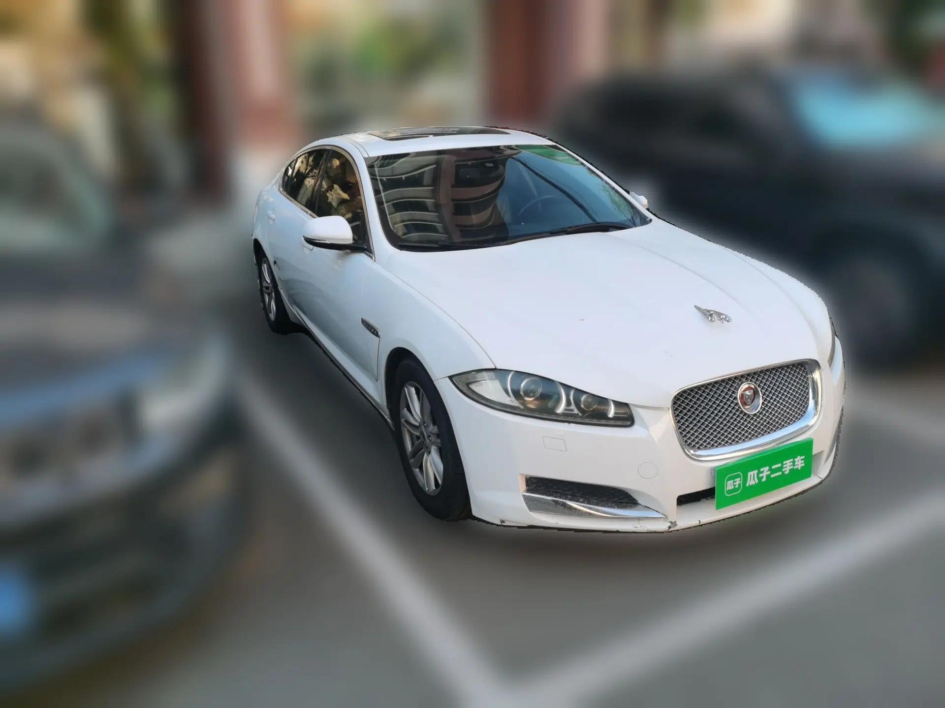 Jaguar XF 2013 XF 2.0T Luxury Edition — миниатюра 3