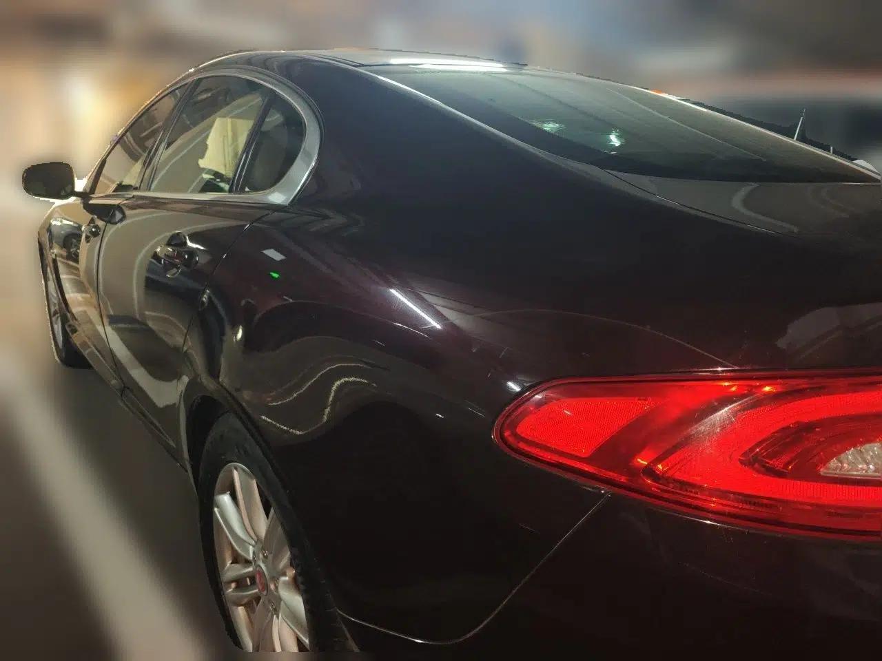 Jaguar XF 2013 XF 2.0T Luxury Edition — миниатюра 4