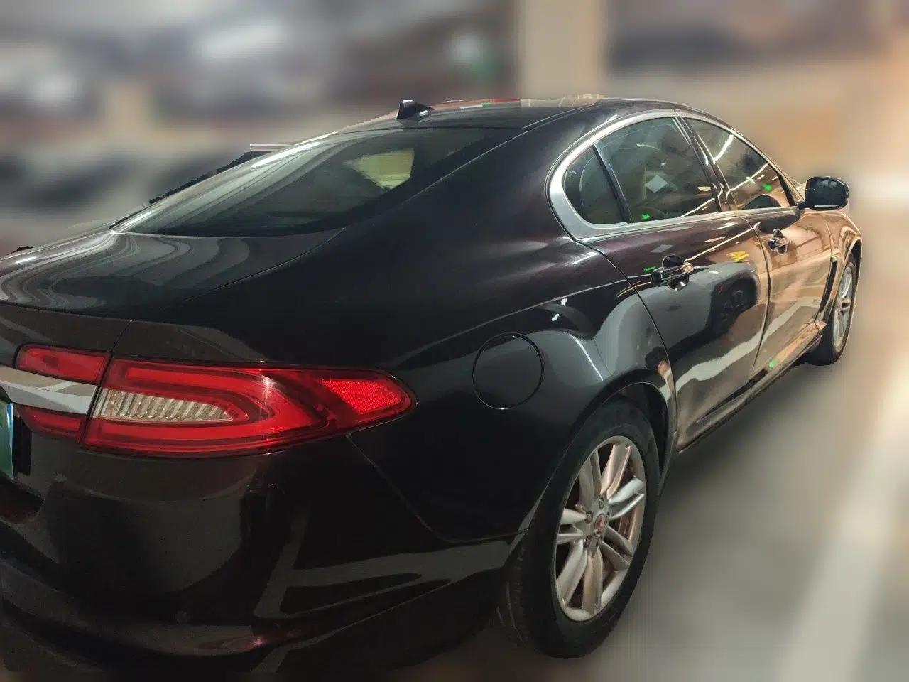 Jaguar XF 2013 XF 2.0T Luxury Edition — миниатюра 6