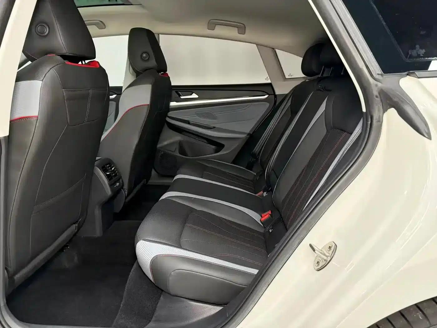 Lamando 2023 Lamando L 280TSI DSG Hot Edition — миниатюра 15