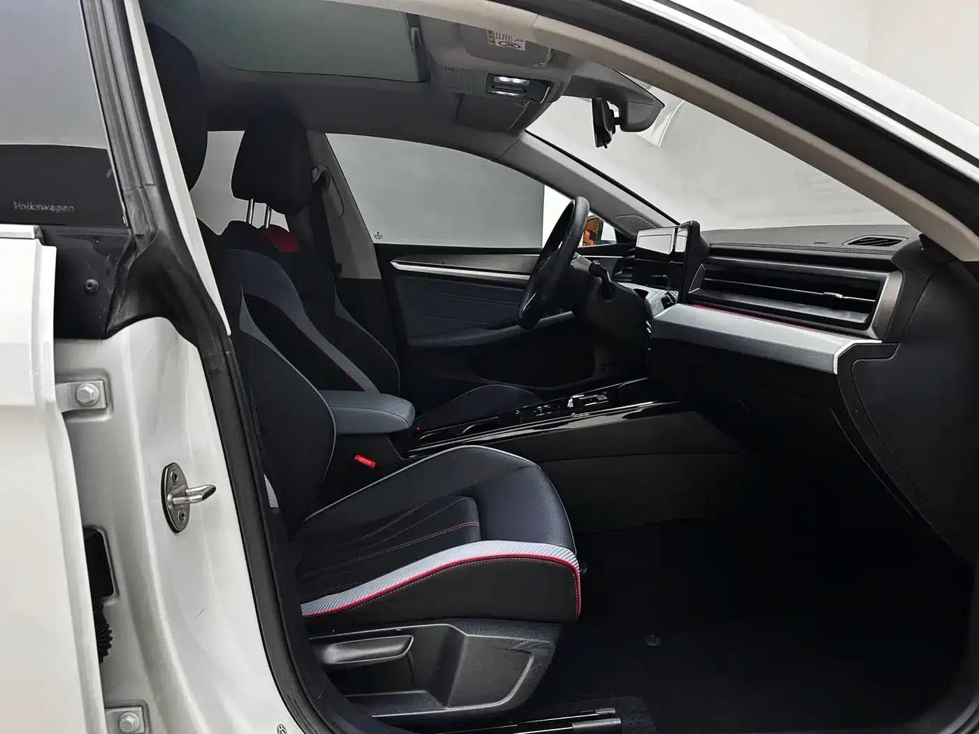 Lamando 2024 Lamando L 280TSI DSG Hot Edition — миниатюра 16