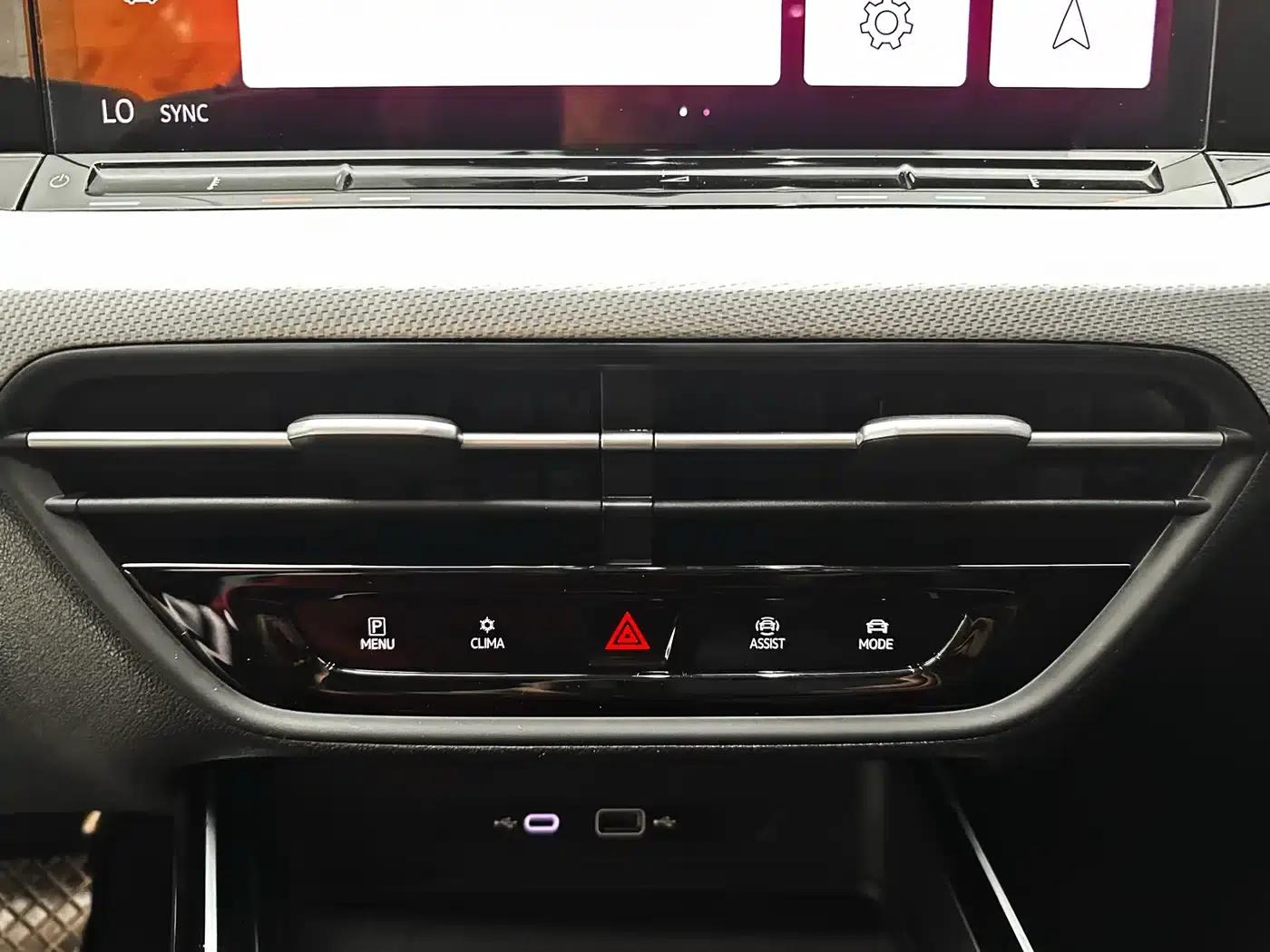 Lamando 2024 Lamando L 280TSI DSG Hot Edition — миниатюра 23