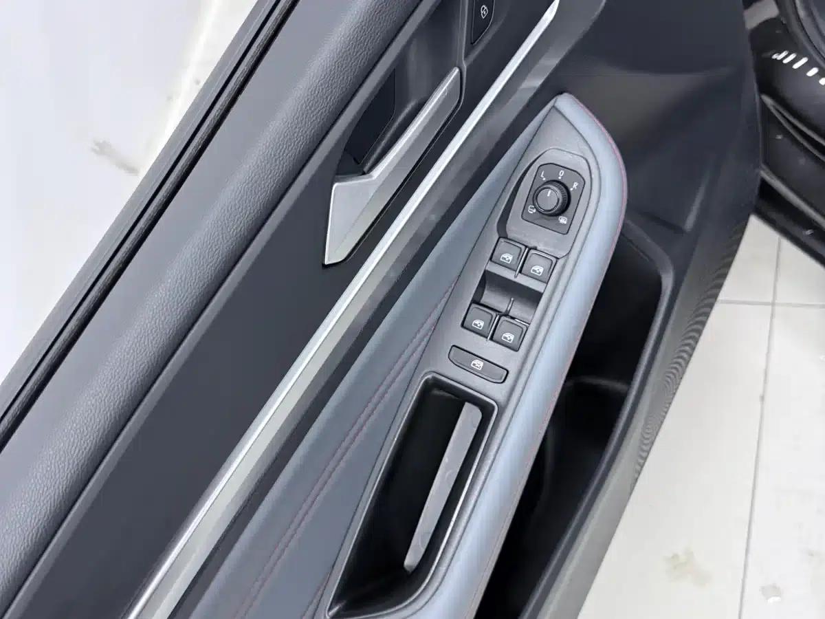 Lamando 2022 Lamando L 280TSI DSG Hot Edition — миниатюра 19