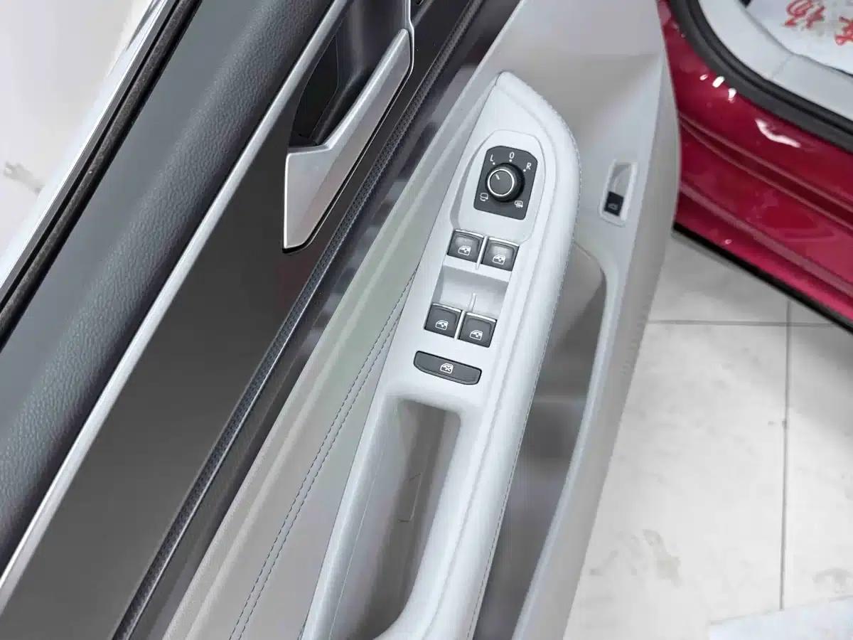 Lamando 2022 Lamando L 280TSI DSG Super Hot Flagship Edition — миниатюра 21