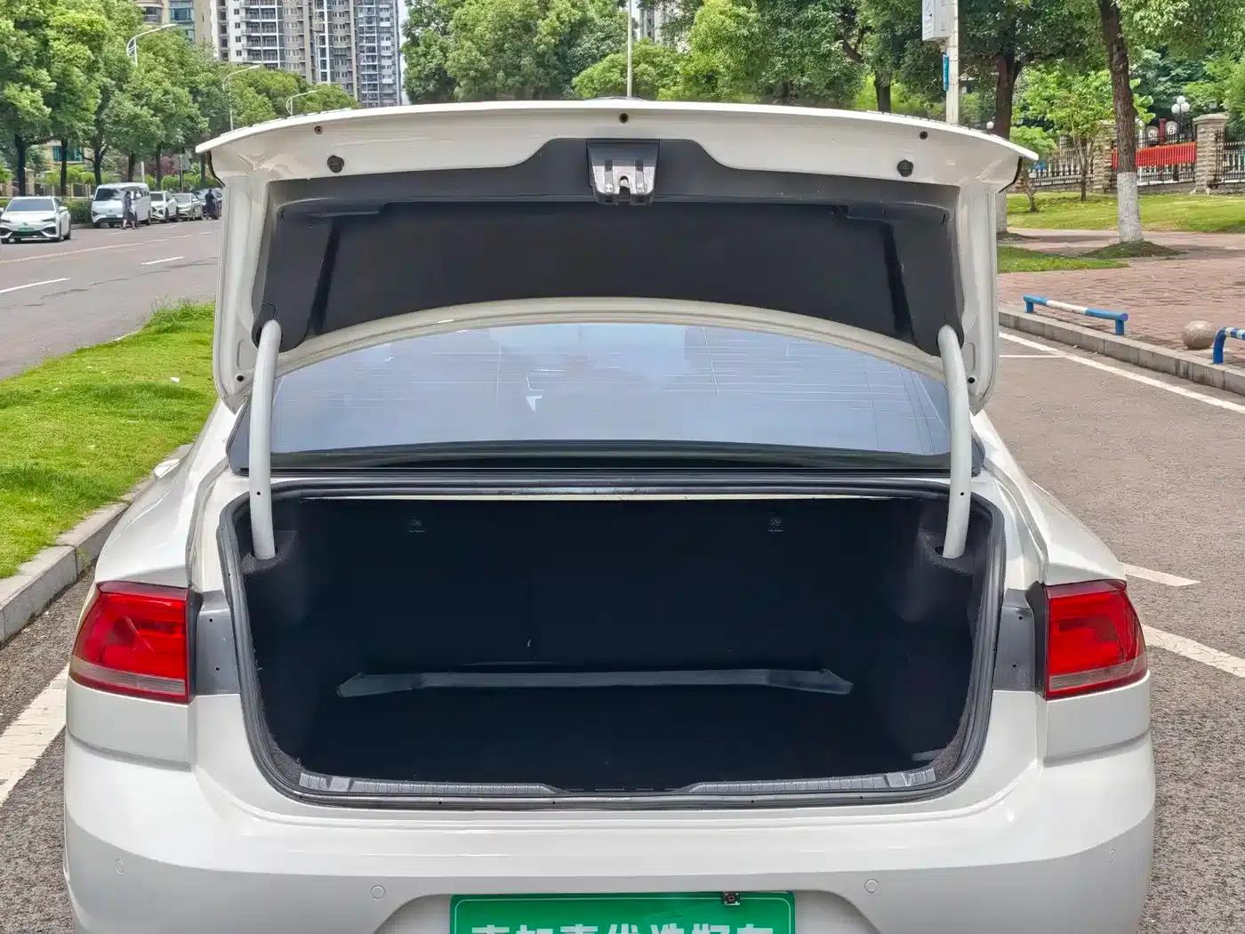 Lamando 2015 230TSI DSG Fashion Edition — миниатюра 11