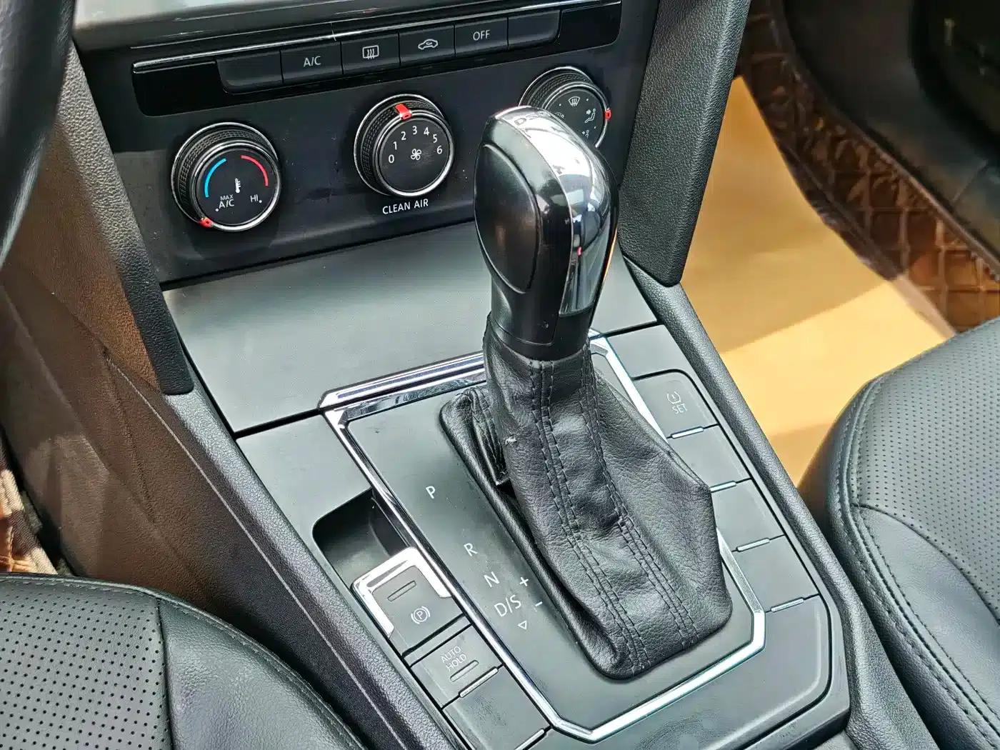 Lamando 2015 230TSI DSG Fashion Edition — миниатюра 20