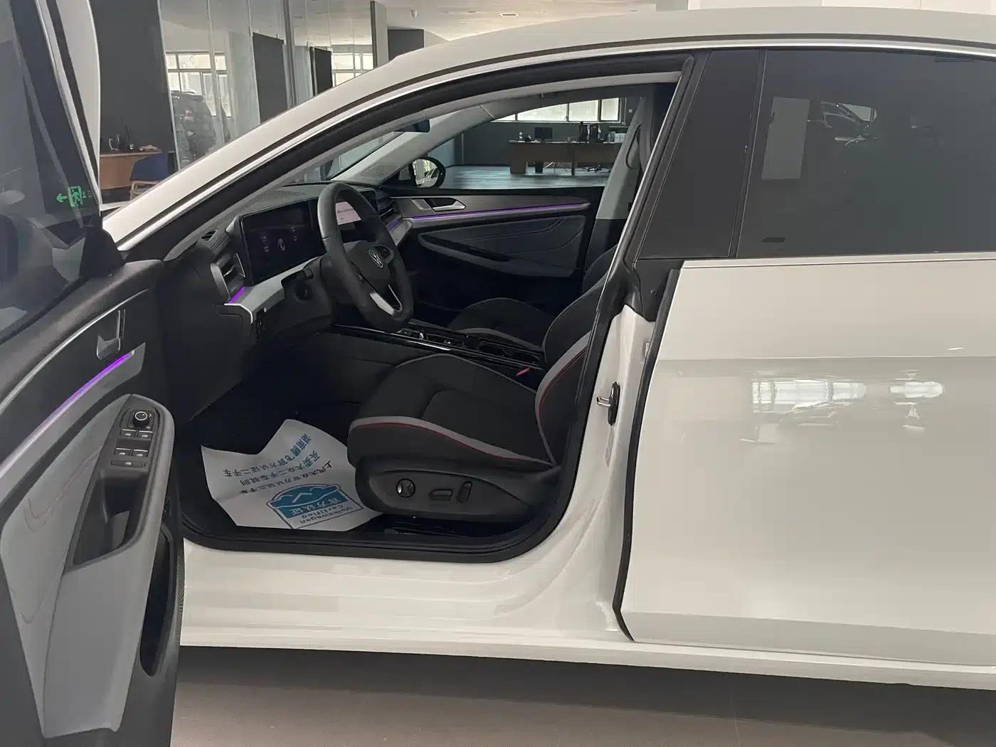Lamando 2025 Lamando L 280TSI DSG Hot Edition — миниатюра 5