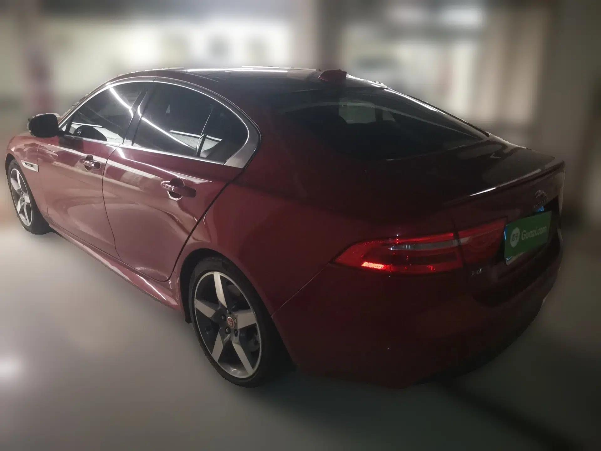 Jaguar XE 2015 2.0T 200 PS R-Sport — миниатюра 4
