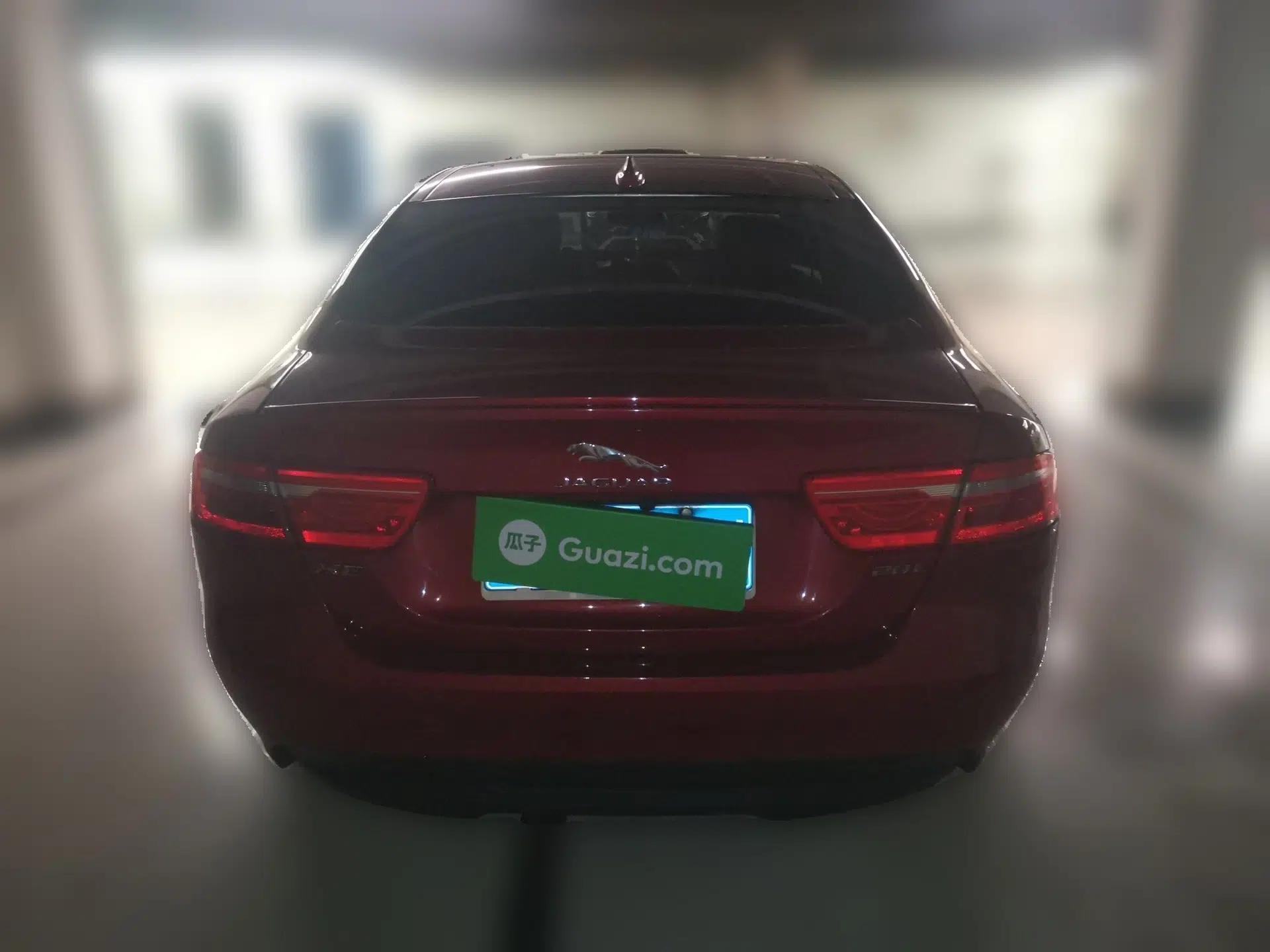 Jaguar XE 2015 2.0T 200 PS R-Sport — миниатюра 5