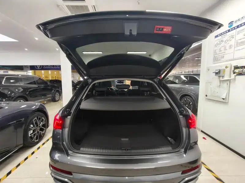 Audi Q3 2022 35 TFSI Fashion Dynamic Edition — миниатюра 19
