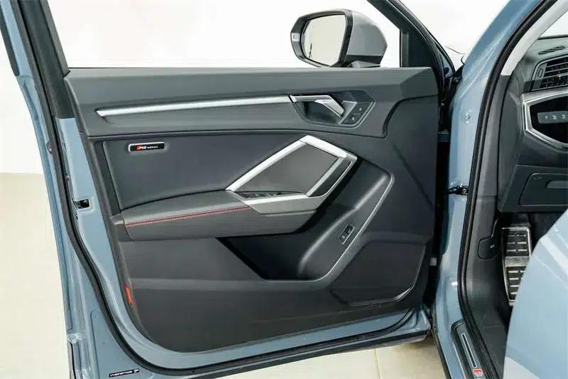Audi Q3 2023 40 TFSI RS Package Sport Edition — миниатюра 12