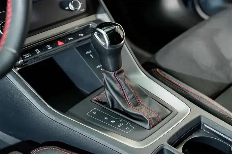 Audi Q3 2023 40 TFSI RS Package Sport Edition — миниатюра 16