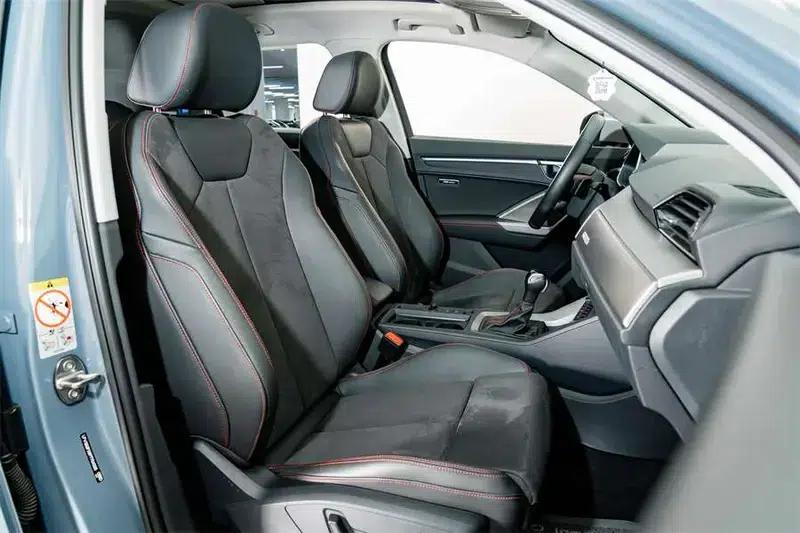 Audi Q3 2023 40 TFSI RS Package Sport Edition — миниатюра 20