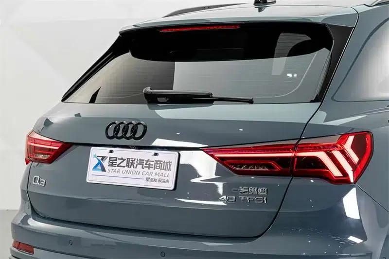 Audi Q3 2023 40 TFSI RS Package Sport Edition — миниатюра 9