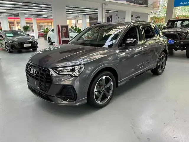 Audi Q3 2023 35 TFSI Fashion Dynamic Edition