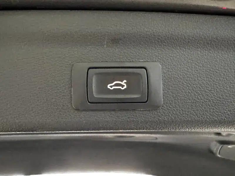 Audi Q3 2023 35 TFSI Fashion Dynamic Edition — миниатюра 5