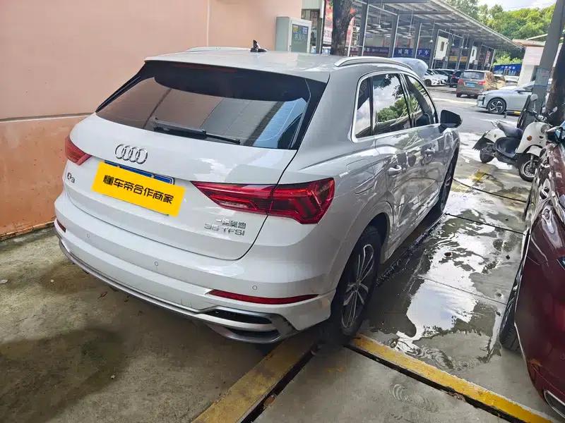 Audi Q3 2023 35 TFSI Fashion Dynamic (1.5T) — миниатюра 6