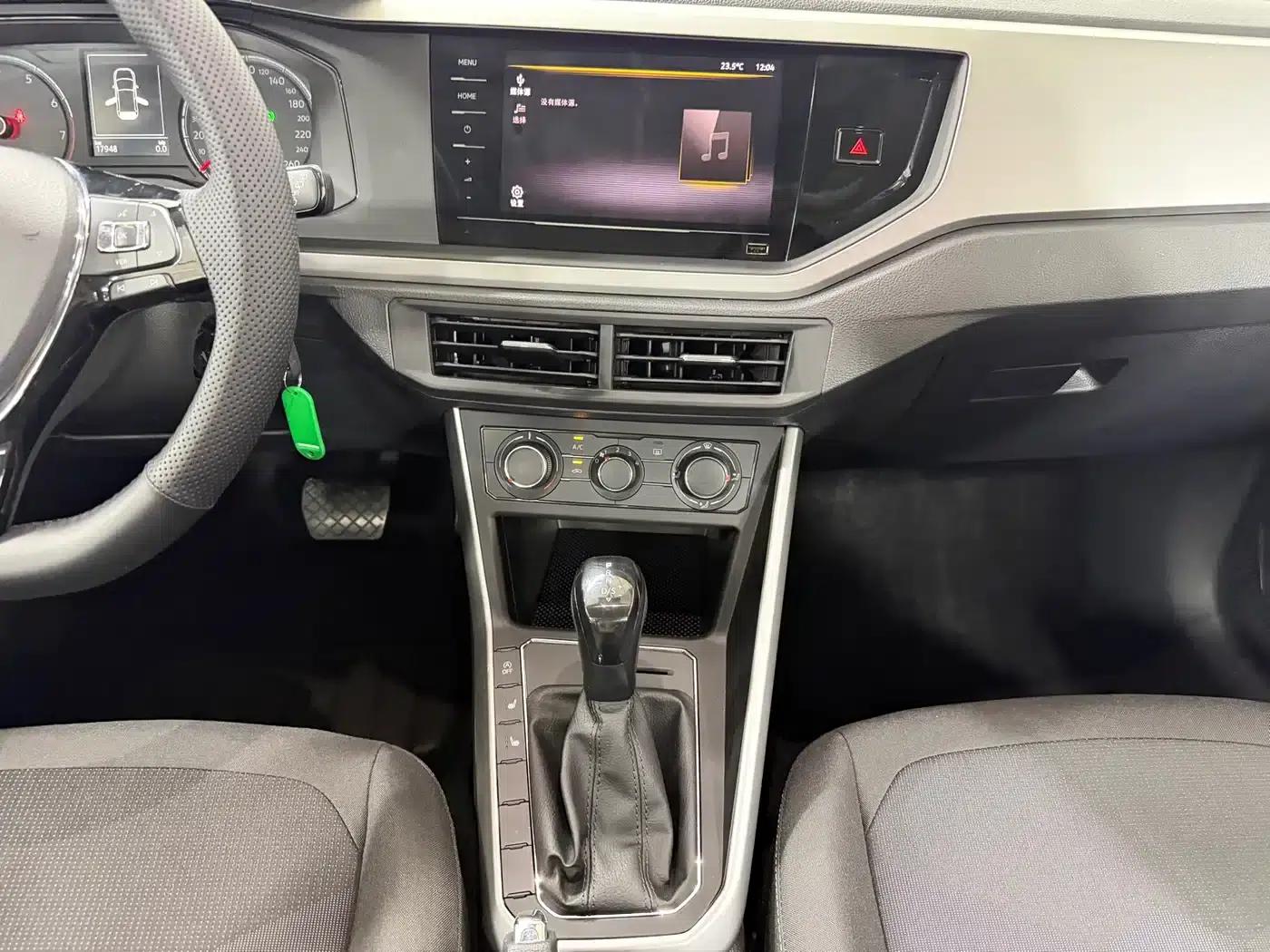 2021 Polo Plus 1.5L Automatic Panoramic Enjoyment Edition — миниатюра 13
