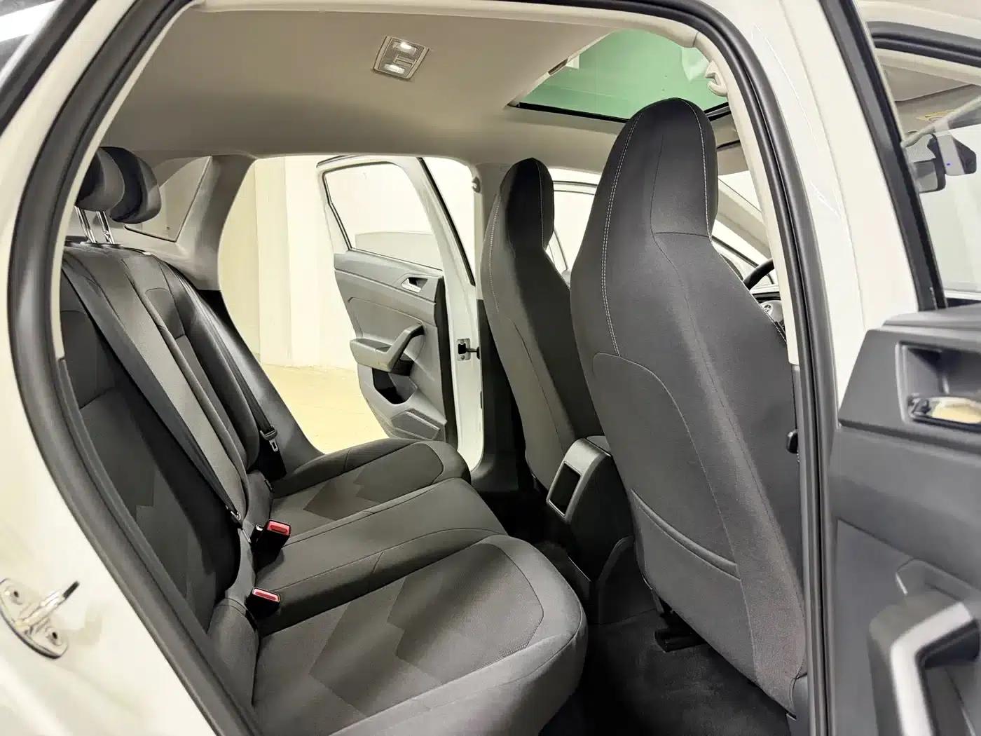 2021 Polo Plus 1.5L Automatic Panoramic Enjoyment Edition — миниатюра 9
