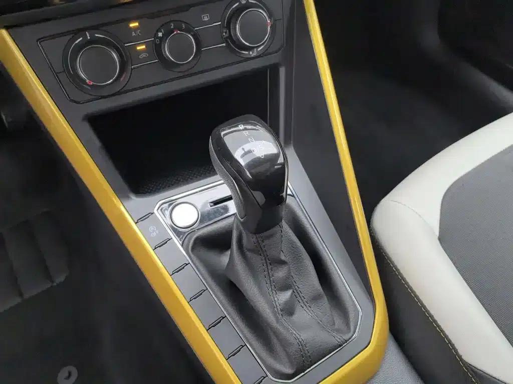 2023 Polo Plus 1.5L Automatic Colorful Technology Edition — миниатюра 13
