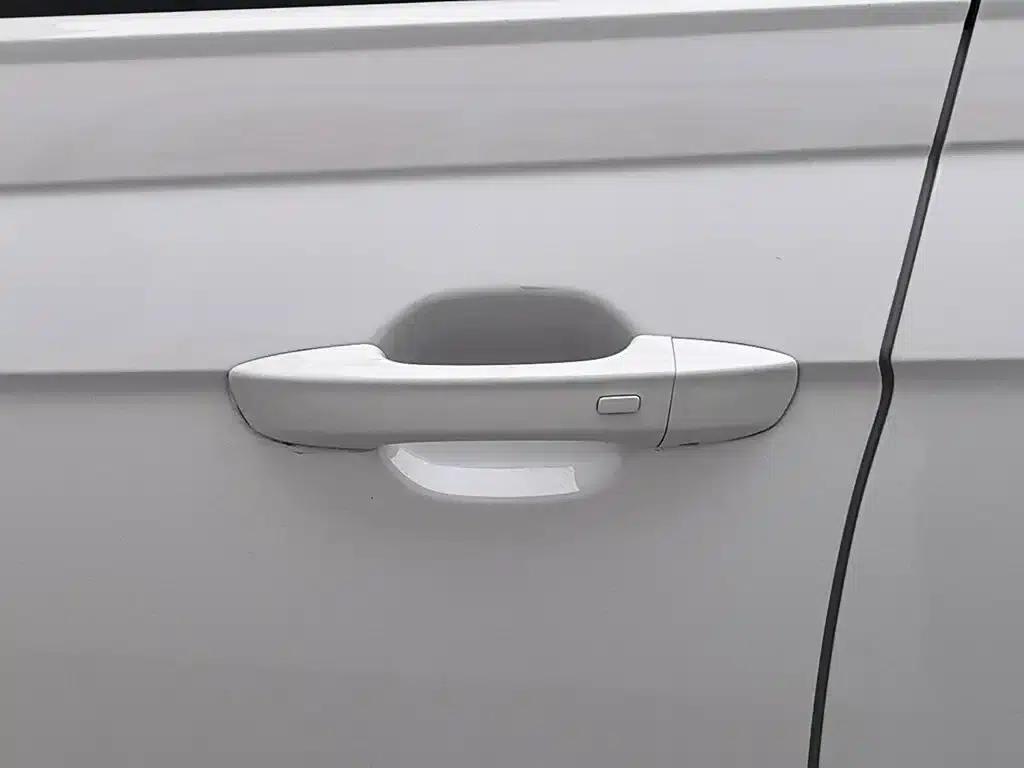 2023 Polo Plus 1.5L Automatic Colorful Technology Edition — миниатюра 18